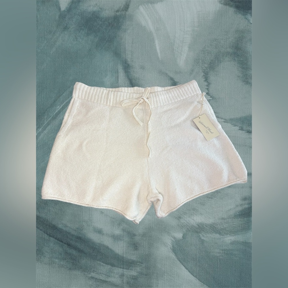 Universal Thread Cream Knit Drawstring Lounge Shorts - Large